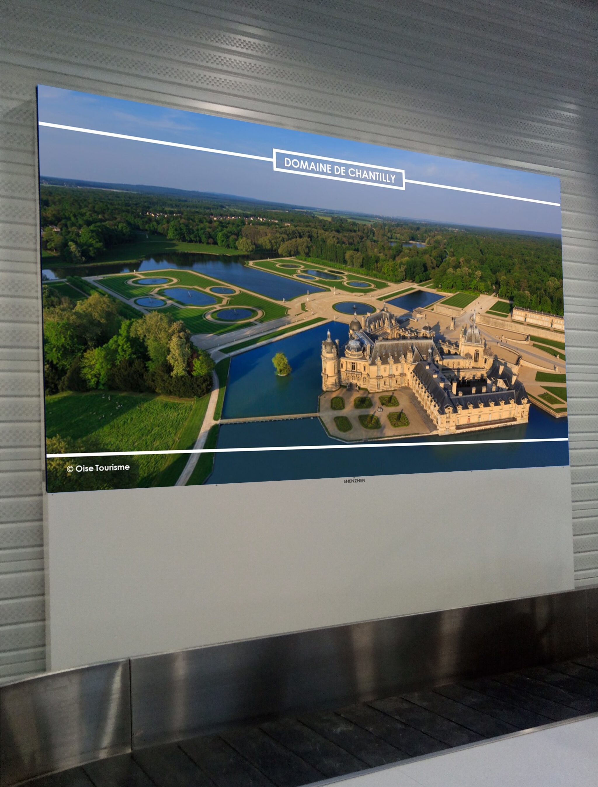 Shenzhen Multimédia® – une SHENZHEN SMD LED TV160 dans l’aéroport de Paris Beauvais