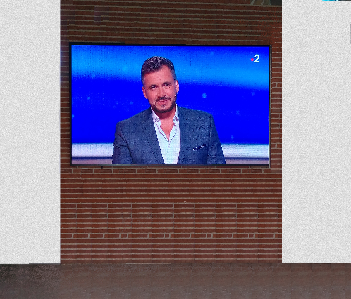 SHM – SMD LED TV 115