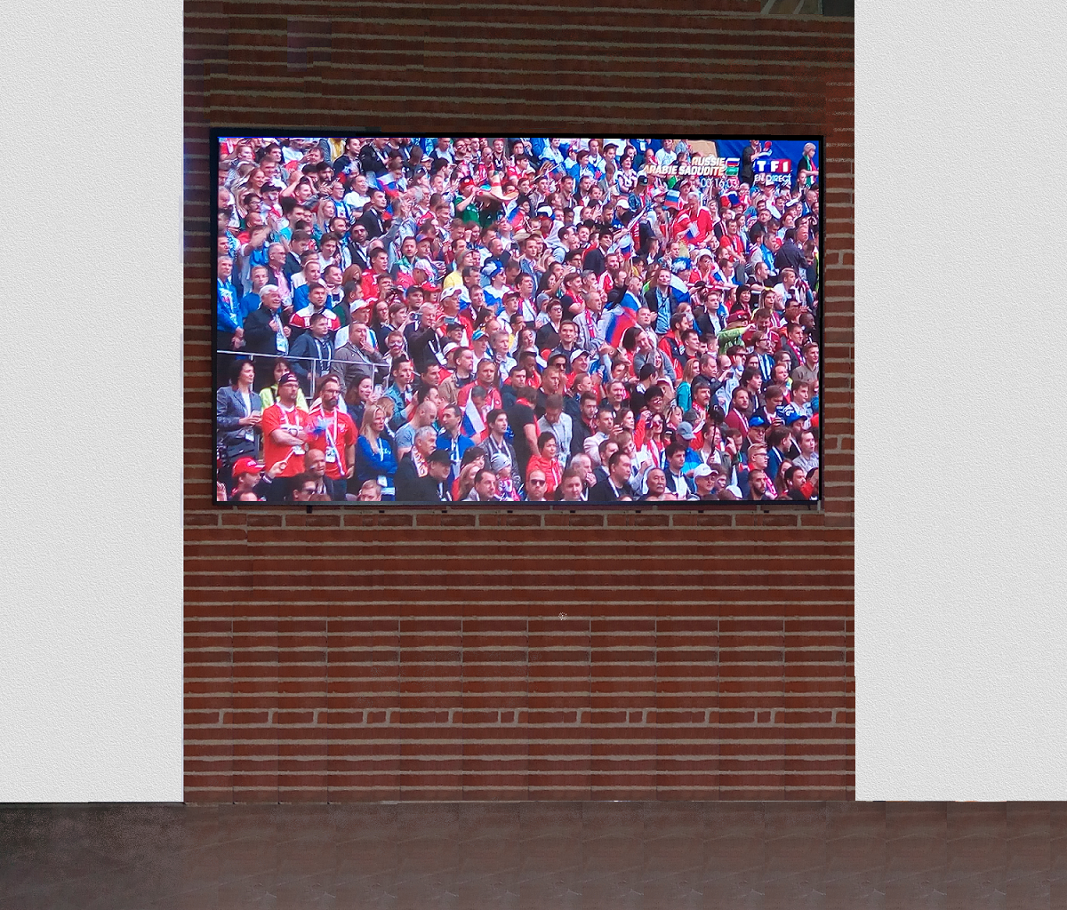 SHM – SMD LED TV 115 3