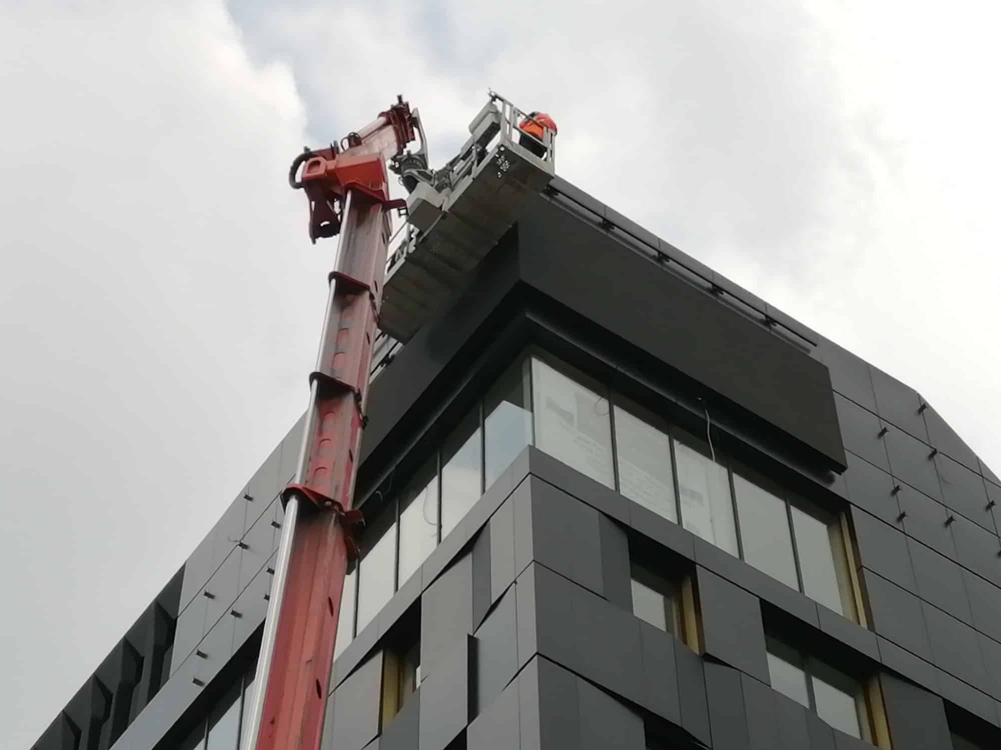 Ecran géant exterieur enseigne