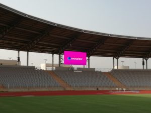 Écran géant bord de stade